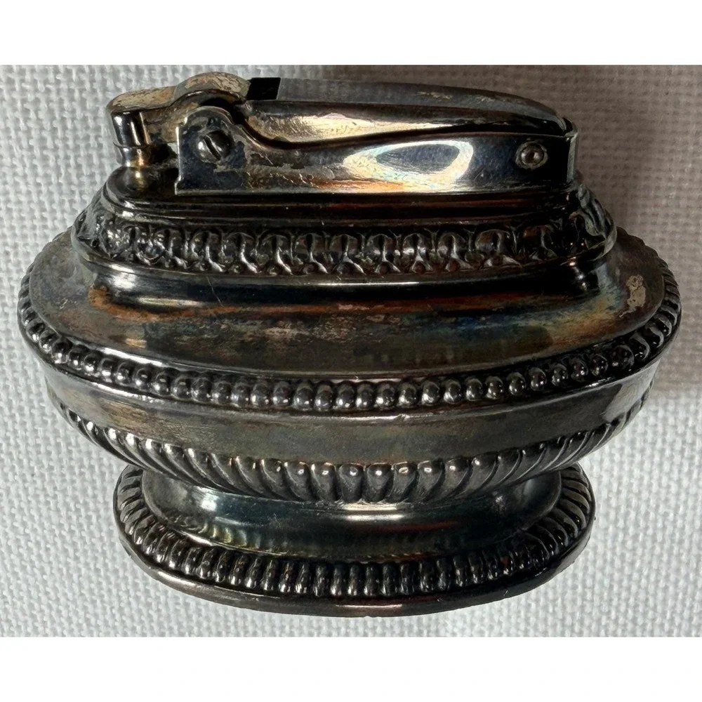 Vintage Ronson Queen Anne Table Lighter Silver Plate Mid Century Tobacciana